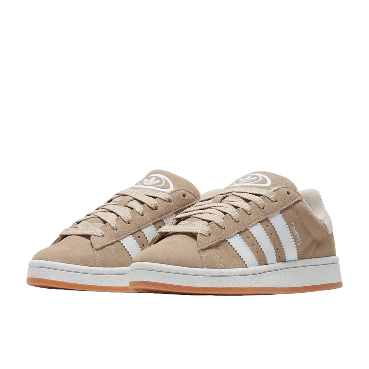 Adidas Campus 00 Wonder Beige sneakers, front view, model JI4461, in beige with white stripes.