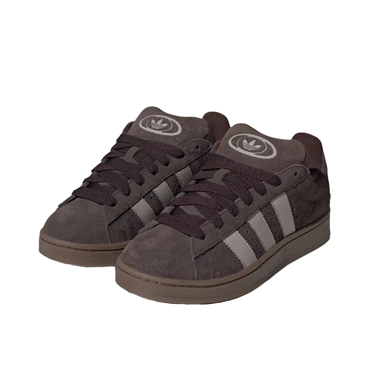 adidas Campus 00s sneakers, front view, model JH6183 in dark brown and grey tones.