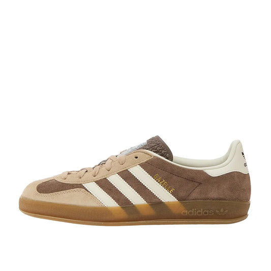 Adidas Gazelle Indoor sneakers, side view, model IF9646, in earth strata with magic beige details.