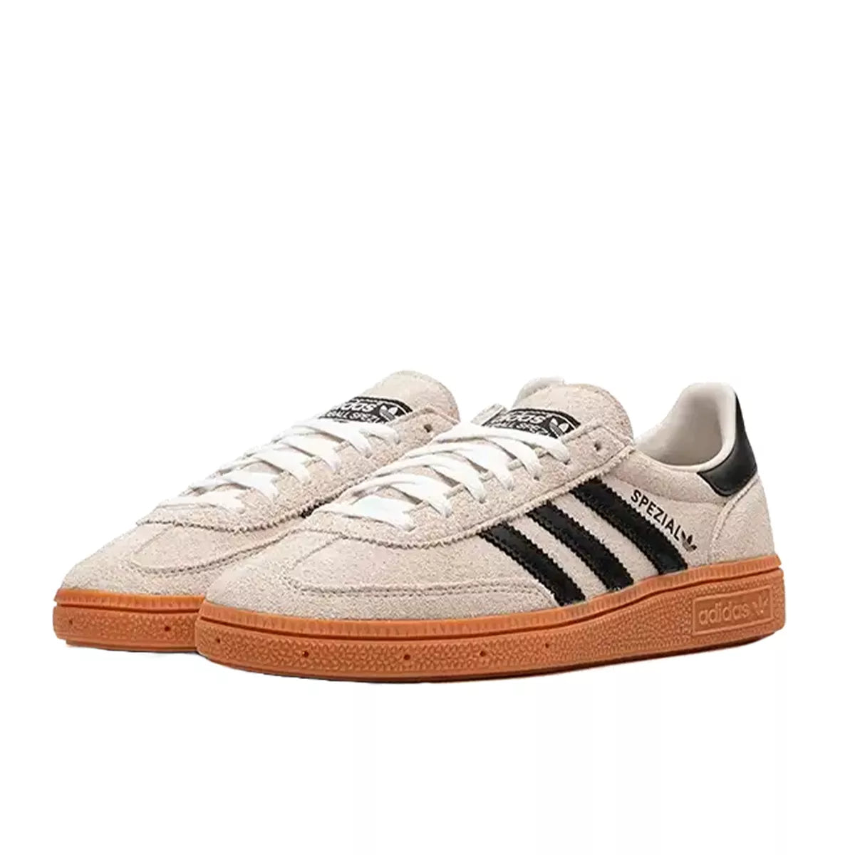 Adidas Handball Spezial Aluminum Core Black women's sneakers, front view, model IF6562, aluminum and black.