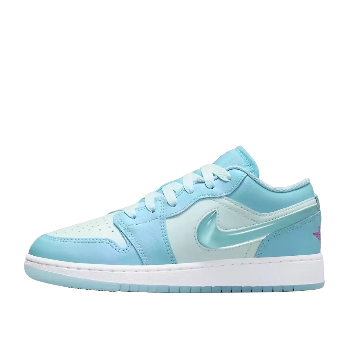 Jordan 1 Low SE sneakers (GS), side view, model FN7366-400, in Aquarius Blue with white details.