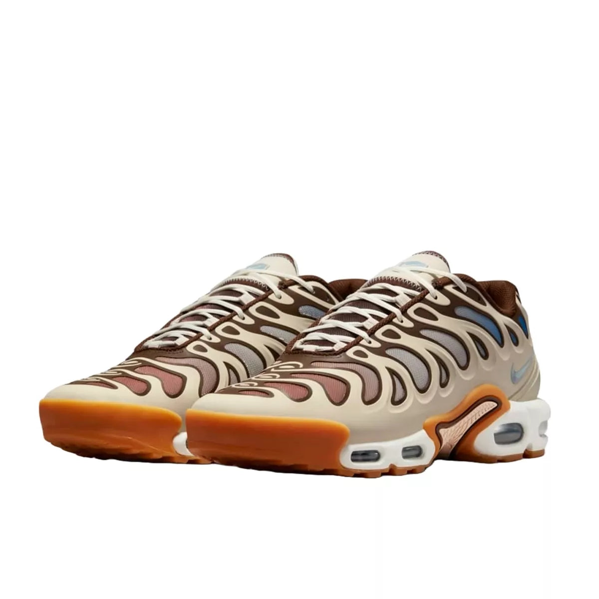 Nike Air Max Plus Drift sneakers, front view, model FD4290-001, in Phantom and Cacao Wow, beige and brown.