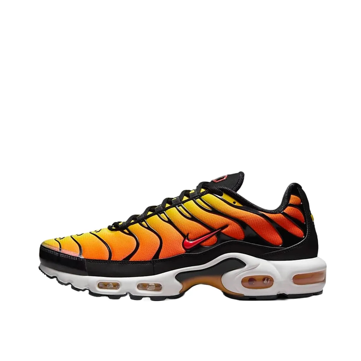 Nike Air Max Plus Sunset (2024) sneakers, front view, model HF0552-001, with an orange-to-yellow gradient.