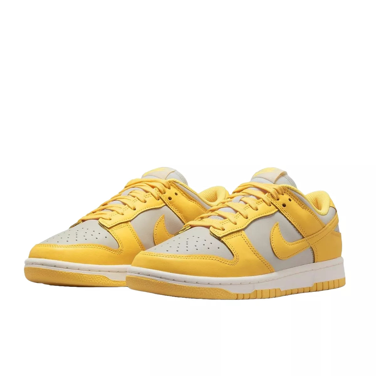 Nike Dunk Low sneakers, front view, model DD1503-002, in Citron Pulse, grey and yellow, women's.