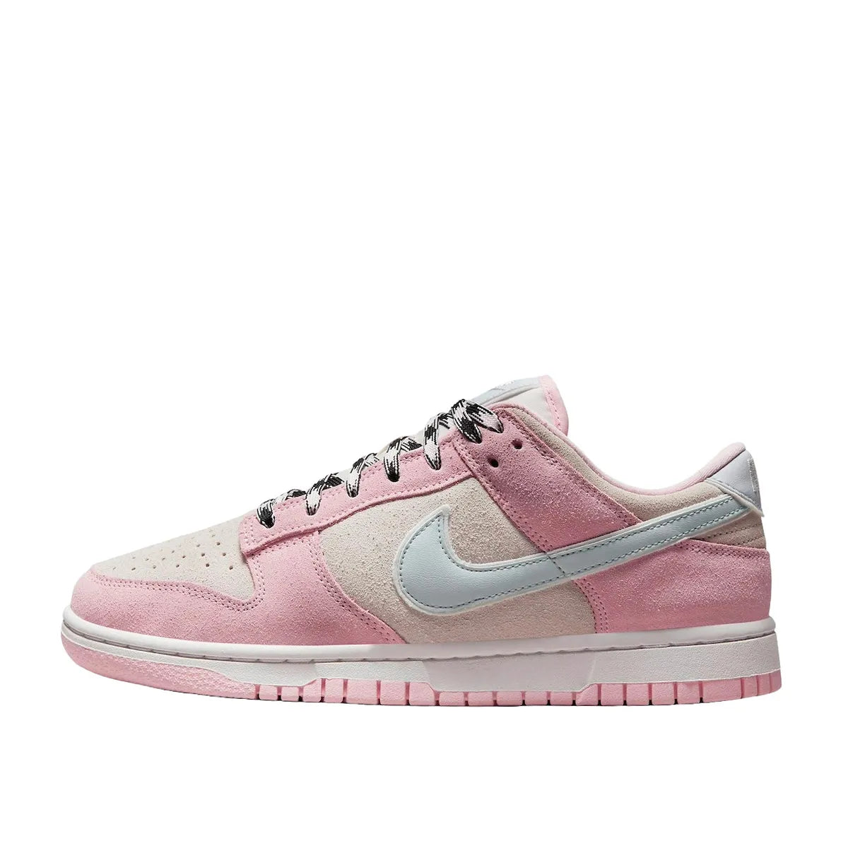 Nike Dunk Low LX Women's sneakers, side view, model DV3054-600 in pink foam with white details.