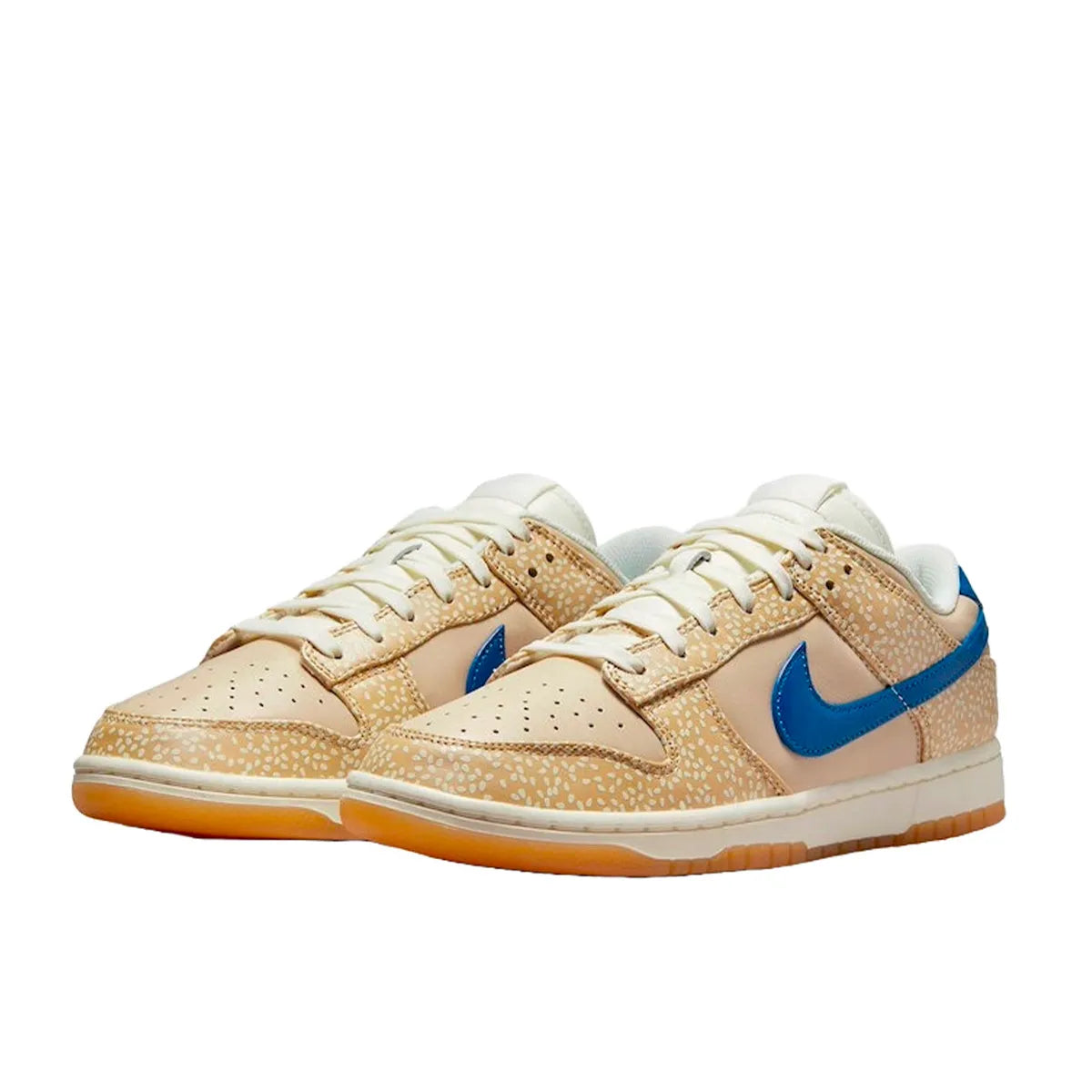 Nike Dunk Low Montreal Bagel sneakers, front view, model DZ4853-200, in sesame with beige and brown accents.