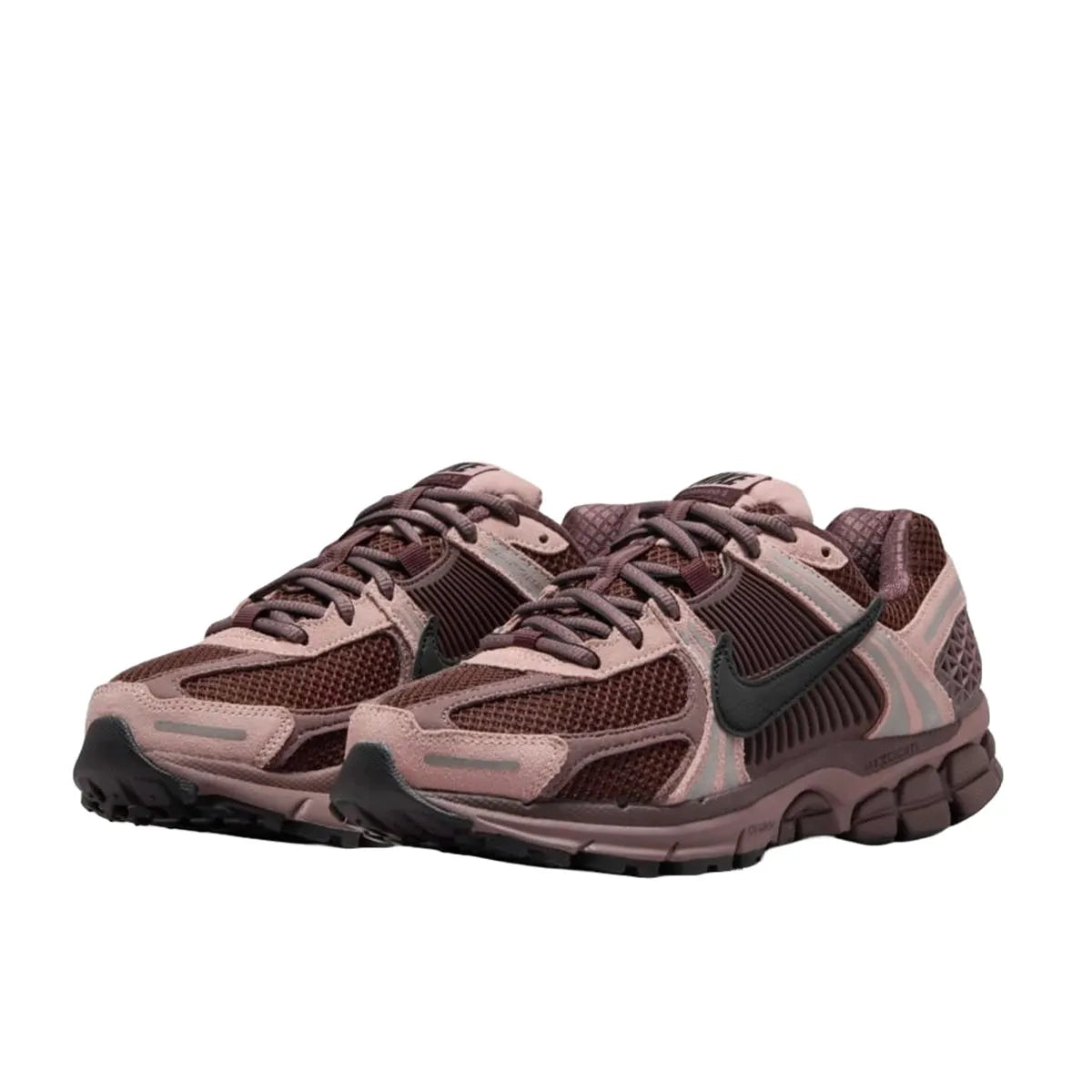 Nike Zoom Vomero 5 sneakers in Plum Eclipse, front view, model FV1166-200 for women in plum and brown.