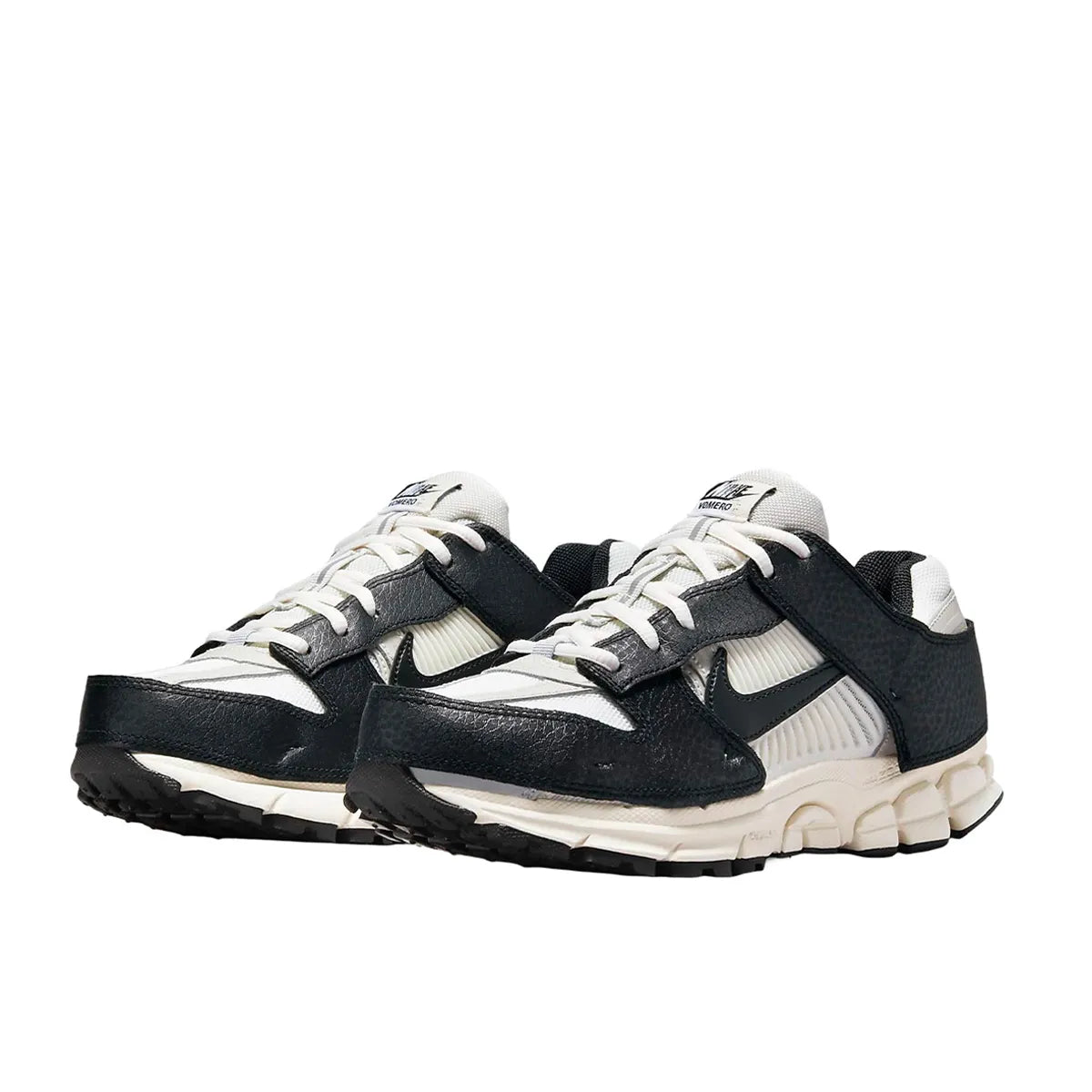 Nike Zoom Vomero 5 Timeless Panda Dunk Women's sneakers, front view, model FJ5474-133 in white with black details.